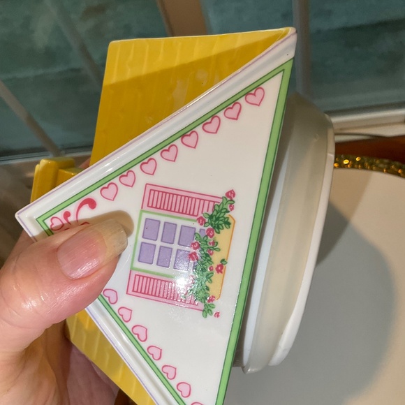 LENOX 1991 The Village Cookie Jar Canister Yellow Fine Porcelain - Beautiful! - Picture 7 of 10